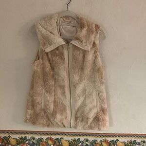 Calvin Klein Faux Fur Stand Collar Zip Up Vest, Size S/P, Beige/Cream